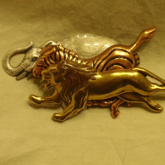 Elephant, Zebra, and Lion Brooch - Three Toned - Picture 1 of 8